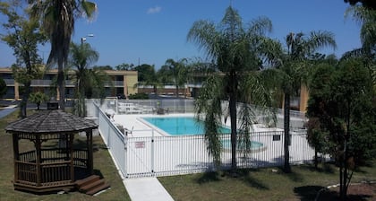 Quality Inn Saint Petersburg North-Tampa Bay