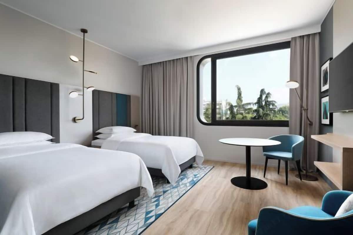 1 chambre, couette en duvet d'oie, minibar