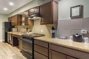 Suite, 1 King Bed, Accessible, Poolside (with Sofabed, Full Kitchen) | Private kitchen