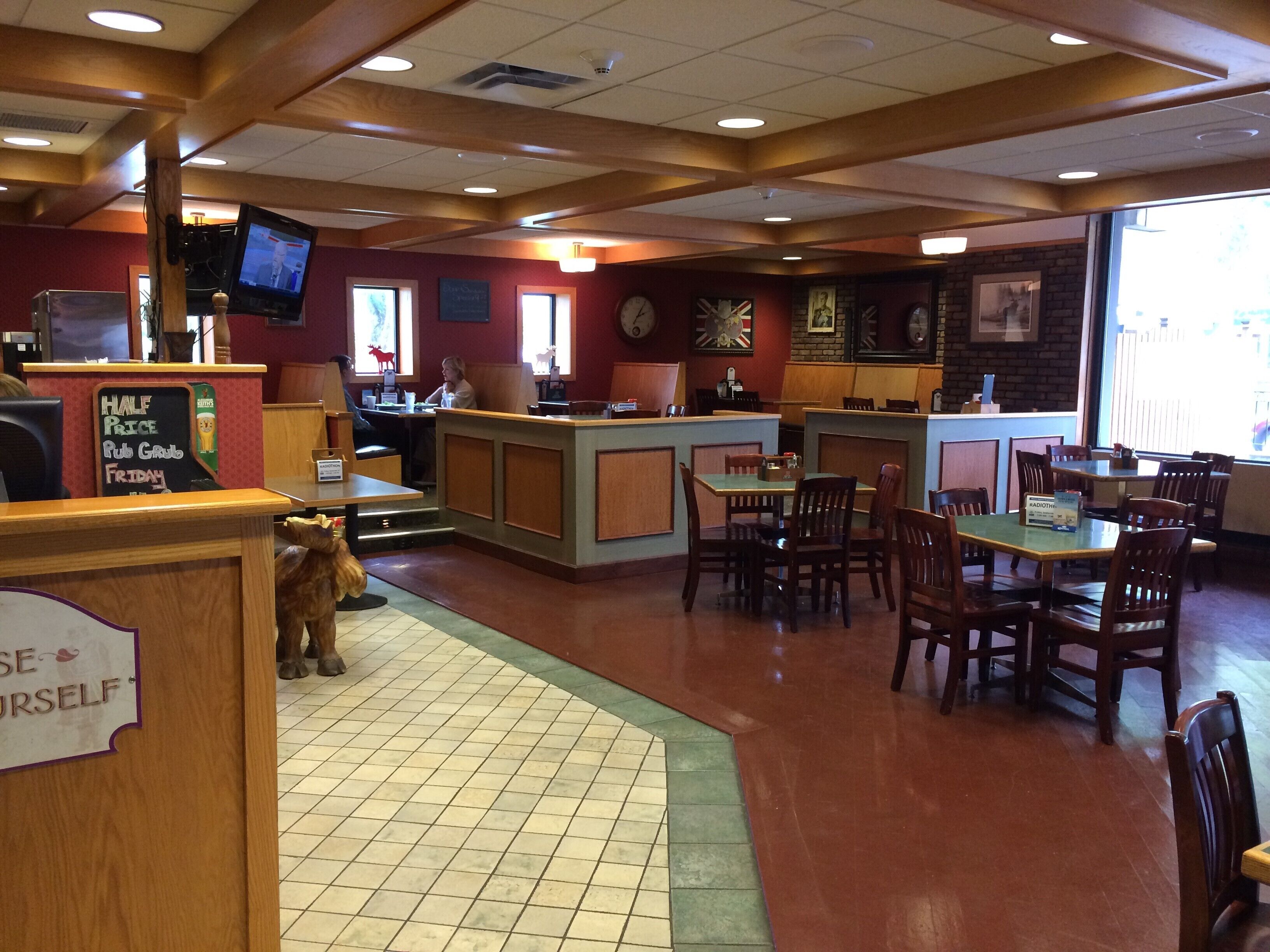 daily cooked-to-order breakfast for a fee