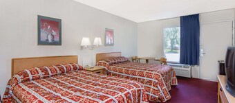 Knights Inn - Fredericksburg