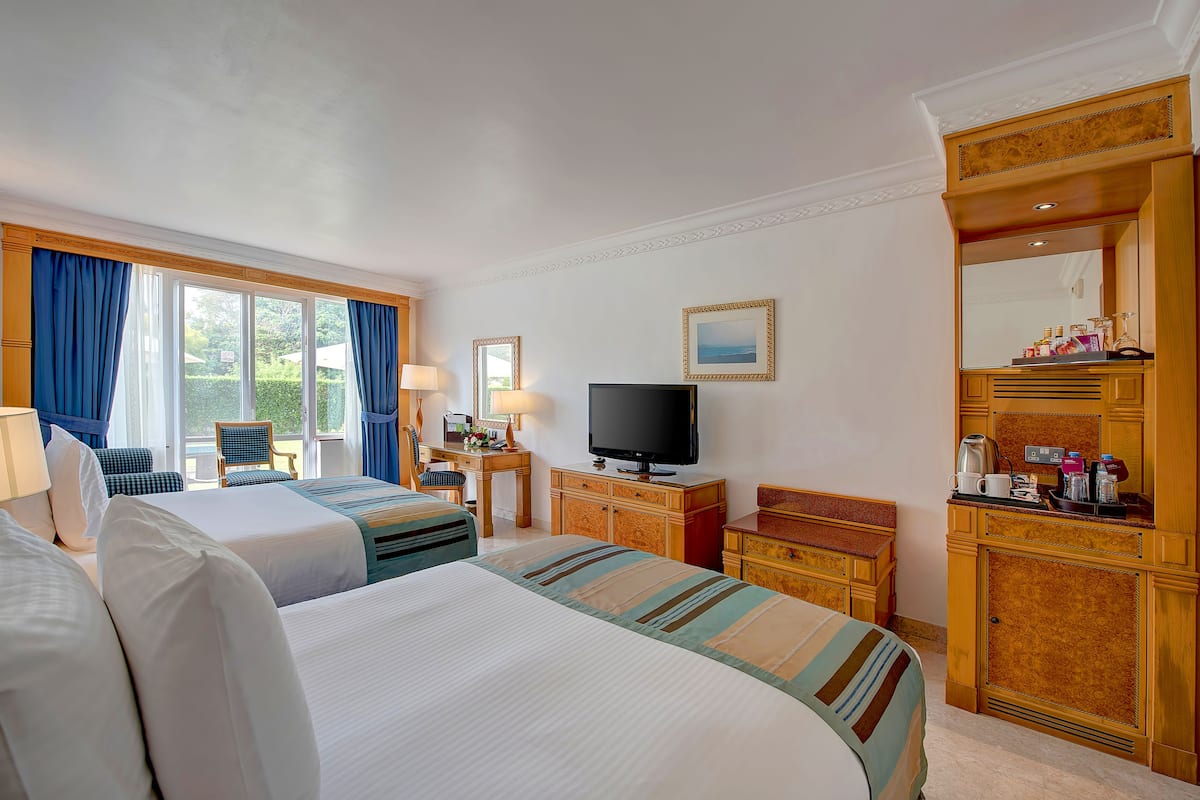 Ropa de cama de alta calidad y minibar