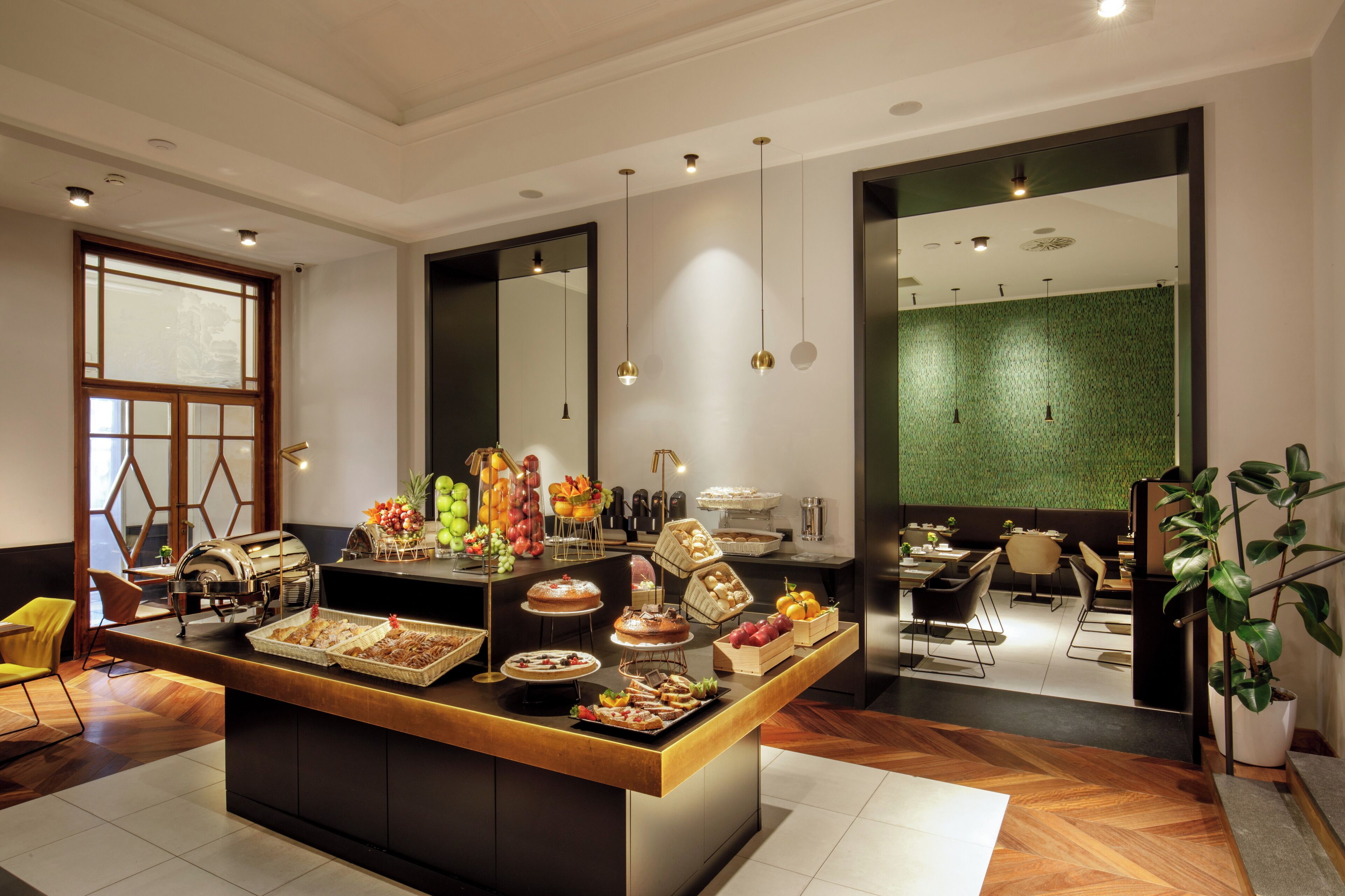 daily buffet breakfast (eur 8.00 per person)