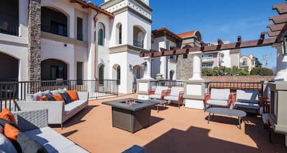 La Quinta Inn & Suites by Wyndham Santa Cruz