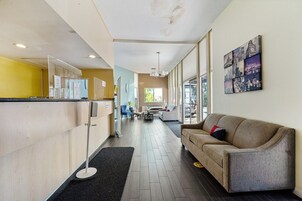 Sala de estar en el lobby