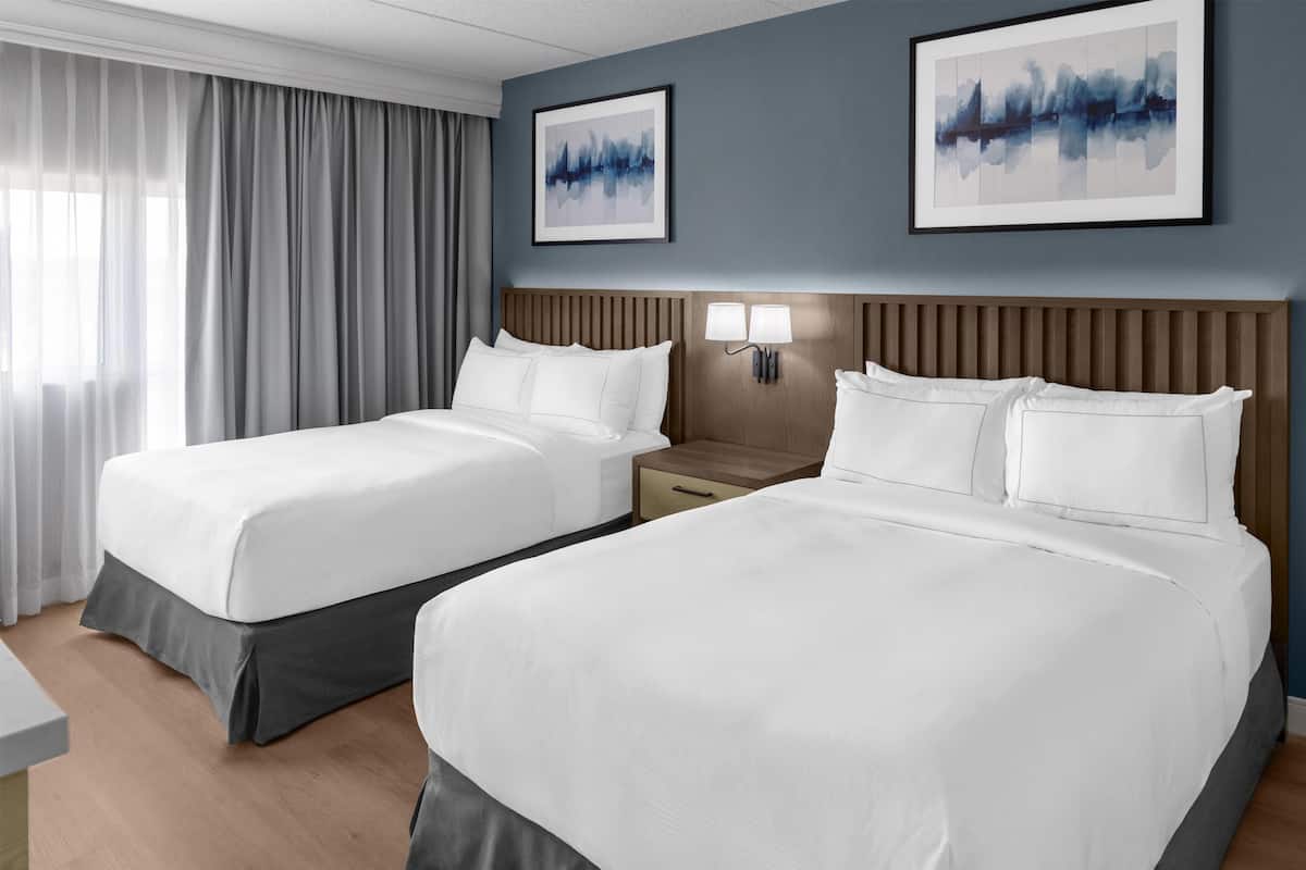 Room, Accessible, Non Smoking | Premium bedding, pillowtop beds, in-room safe, blackout drapes