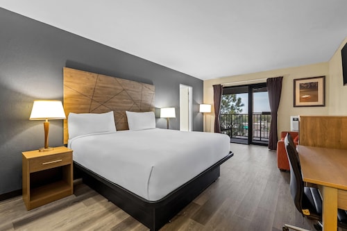 Travelodge by Wyndham Rapid City