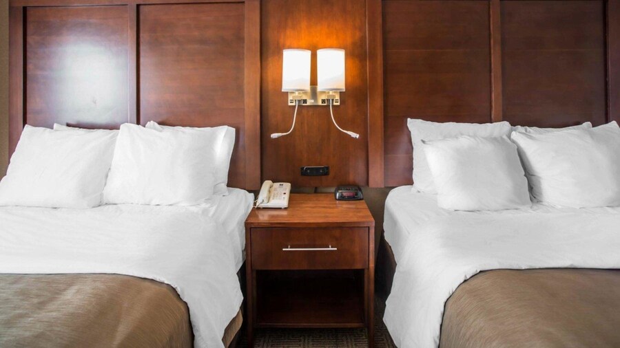 Quality Inn & Suites Boonville - Columbia
