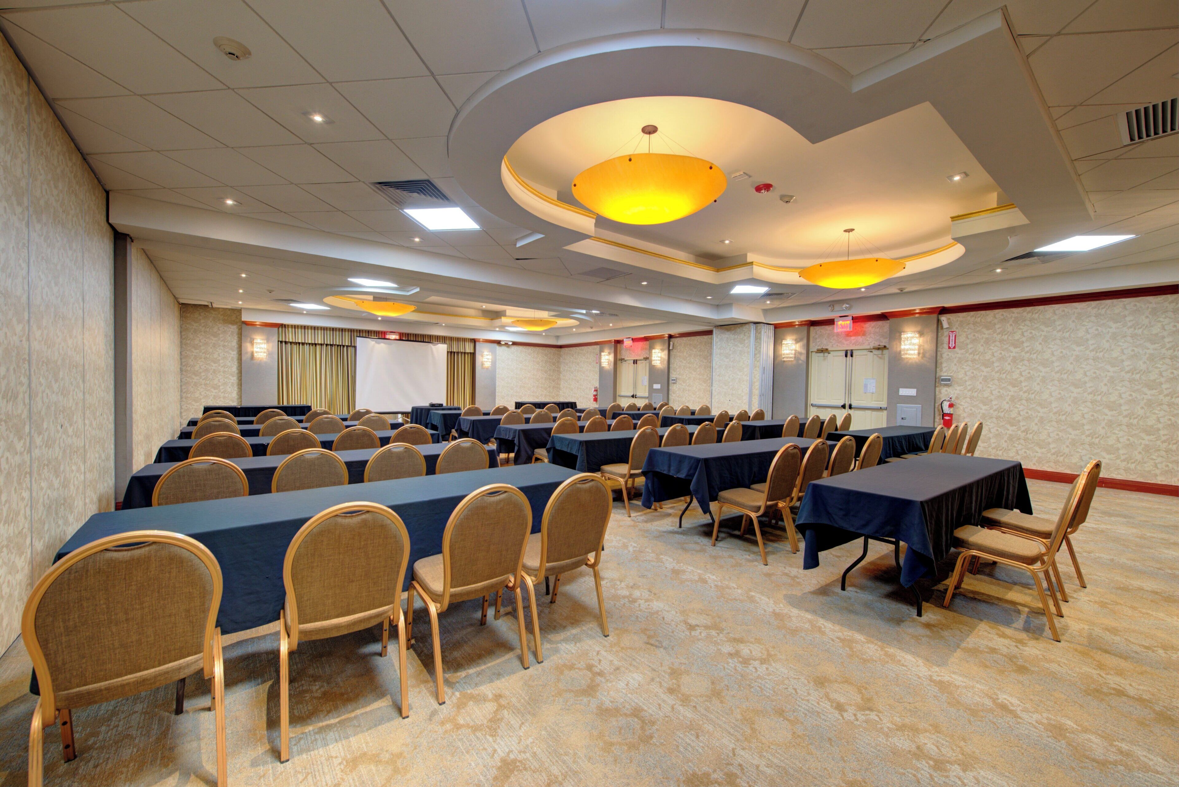 Foto - Holiday Inn Plainview-Long Island by IHG