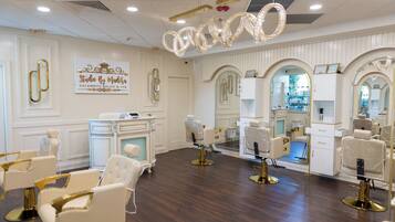 Facials, 1 treatment room, massages