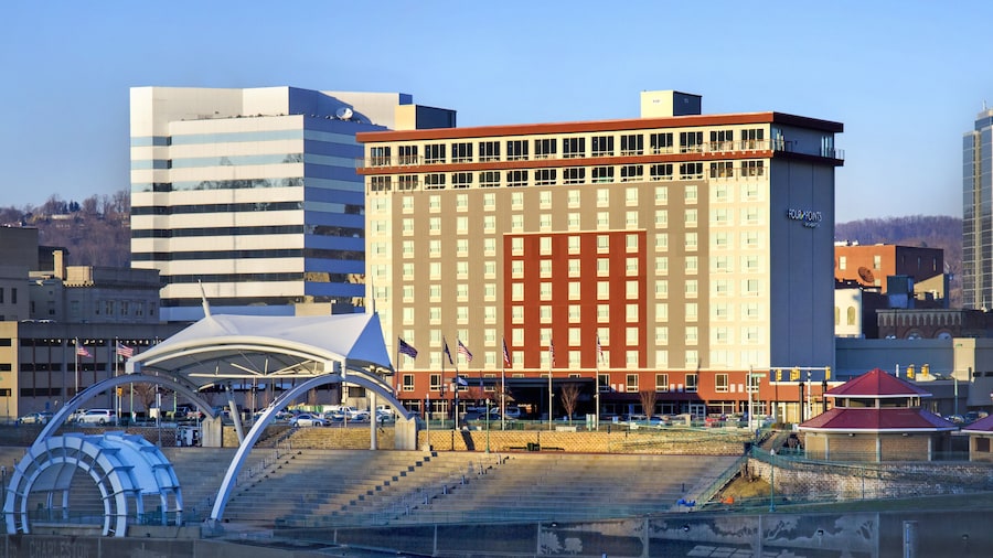 Four Points by Sheraton Charleston