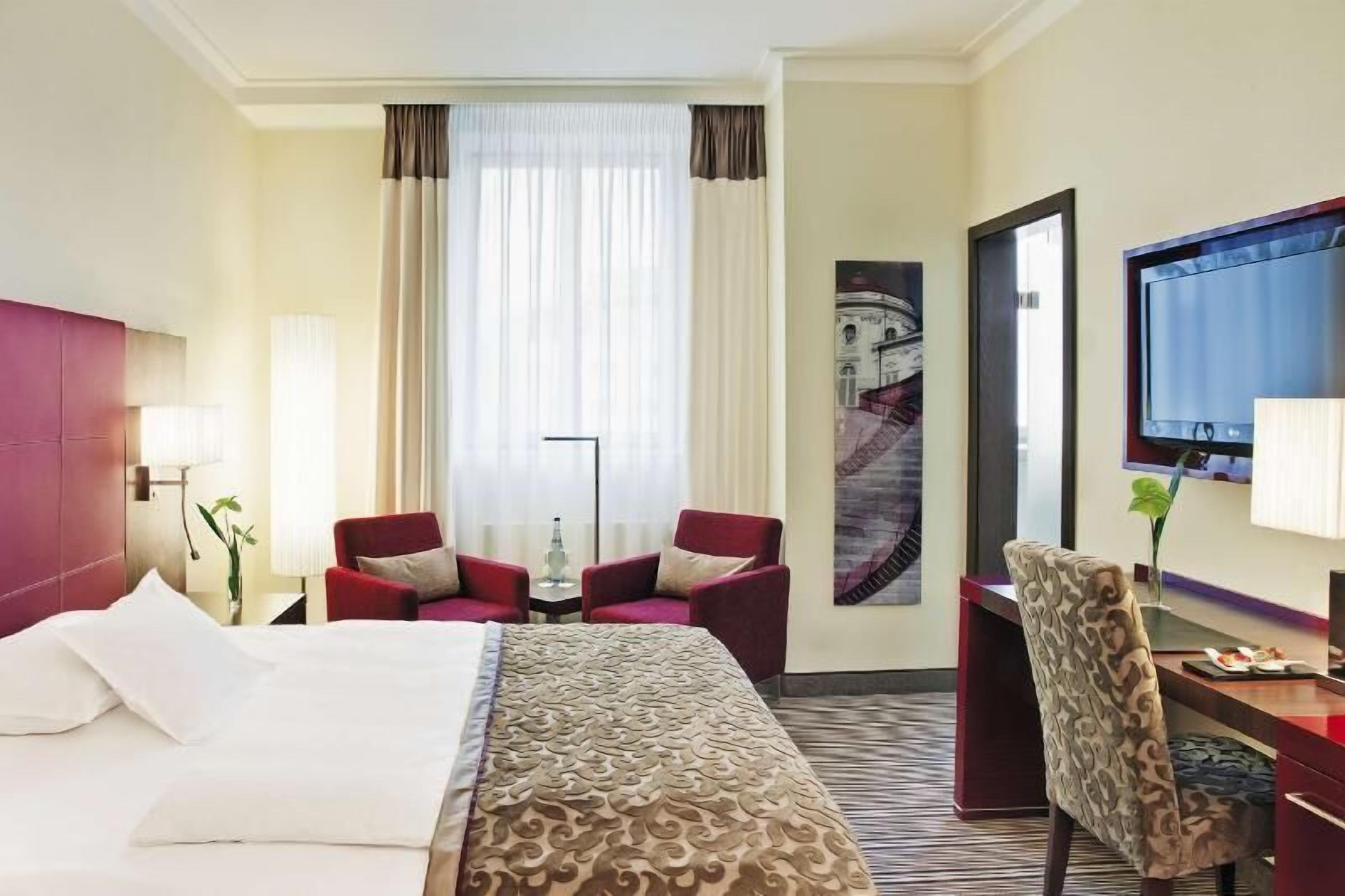 Ropa de cama de alta calidad y minibar 