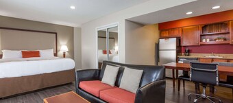 Hawthorn Suites by Wyndham North Charleston, SC