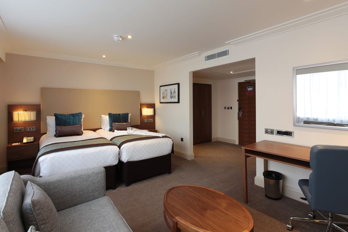 Egyptian cotton sheets, premium bedding, in-room safe, desk