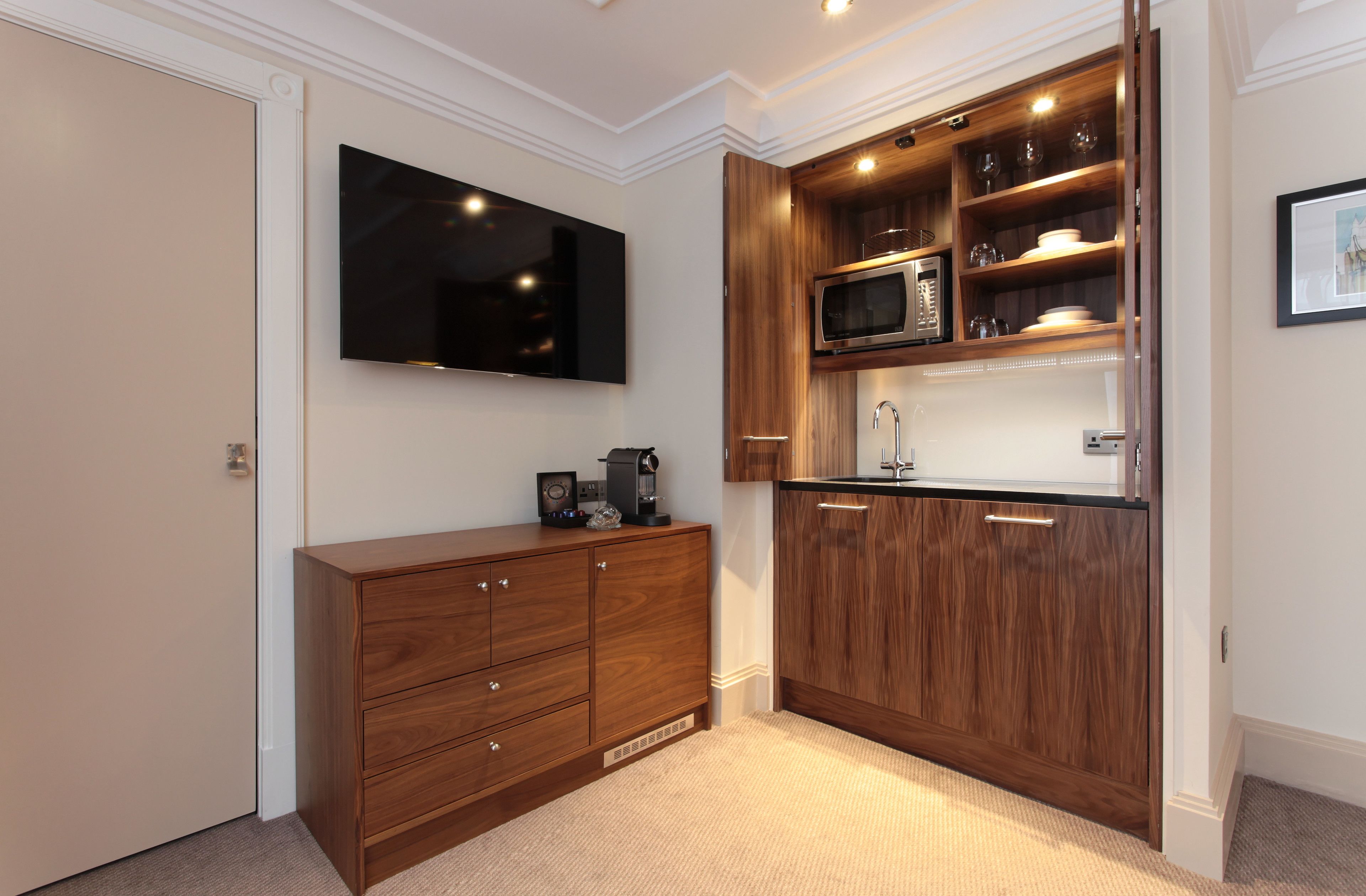 Private kitchenette