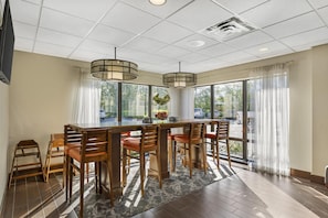 Free daily full breakfast