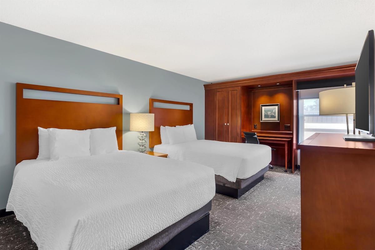 Standard Room, 2 Queen Beds, Non Smoking, Refrigerator & Microwave