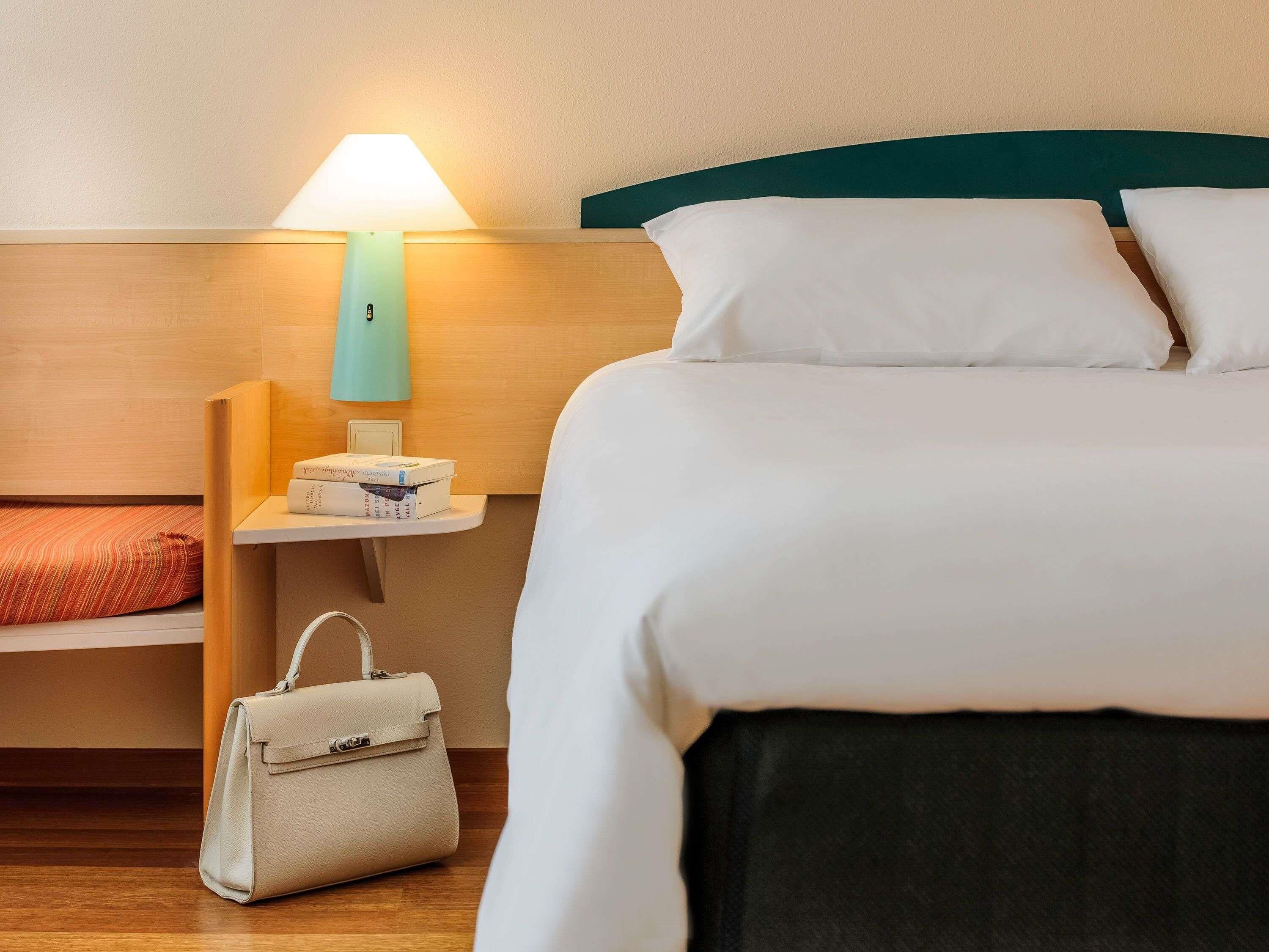 In-room safe, desk, soundproofing, iron/ironing board