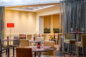 Café da manhã, almoço e jantar