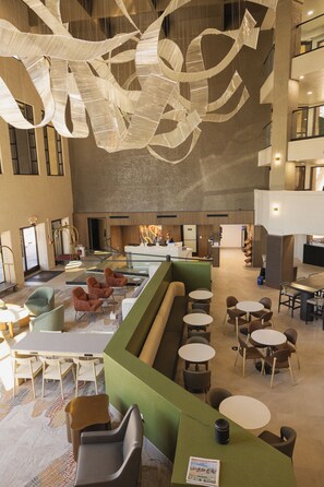 Lobby lounge - Sheraton Tucson Hotel and Suites (Tucson)
