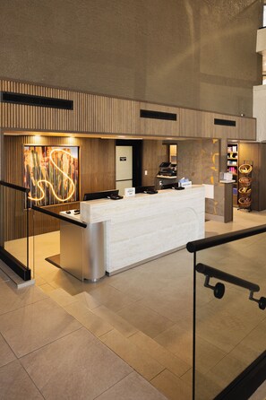 Reception - Sheraton Tucson Hotel and Suites (Tucson)