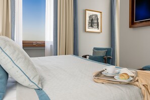 Frigobar, cofres nos quartos, individualmente decorados