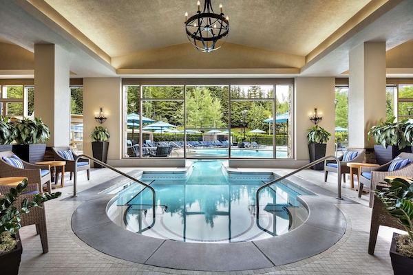 Indoor pool, outdoor pool, sun loungers