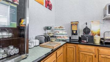 Petit déjeuner buffet compris