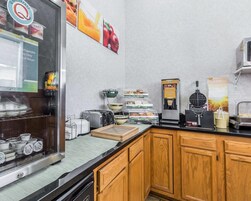 Café da manhã com buffet grátis