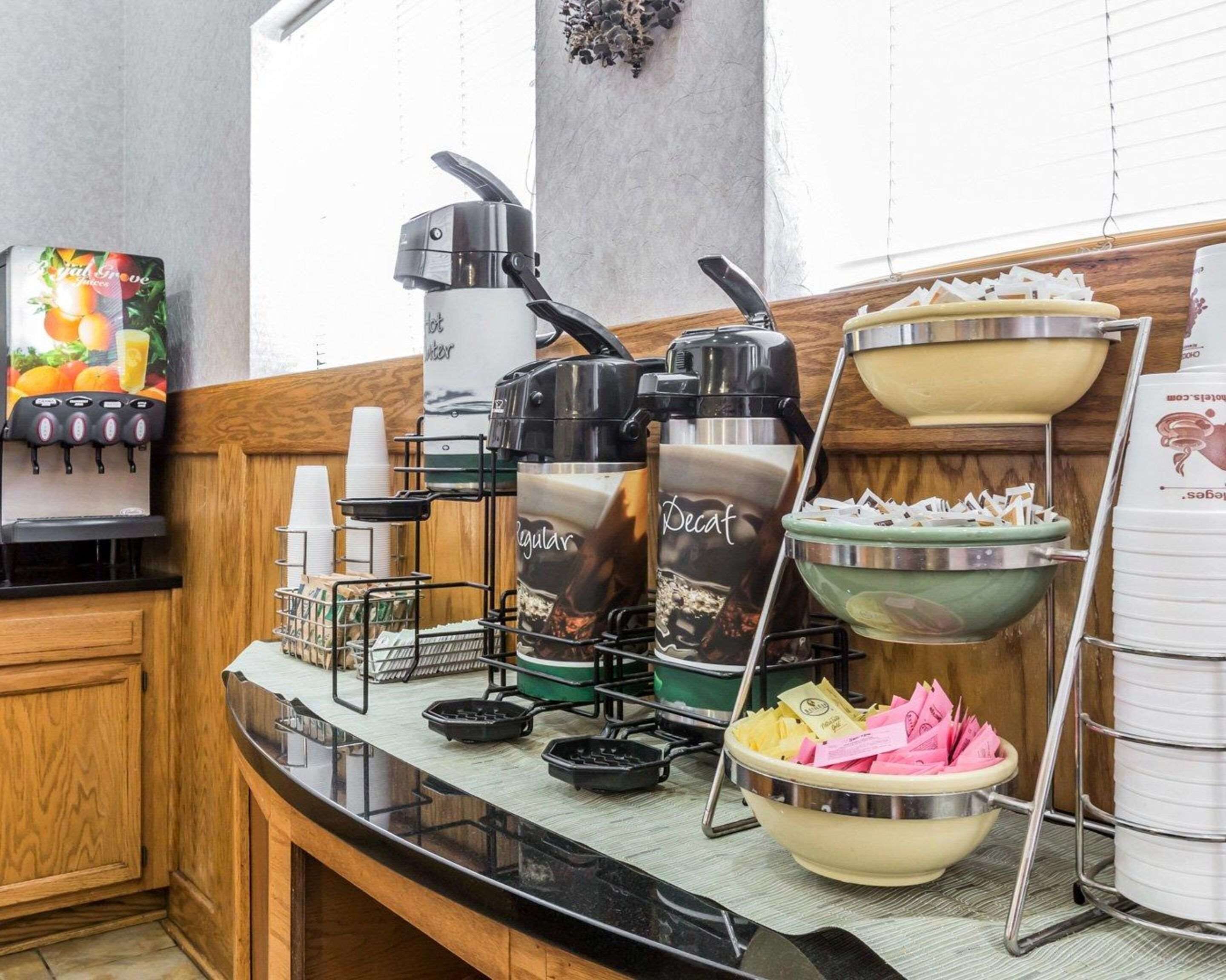 Bao gồm bữa sáng buffet