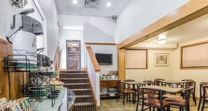 Quality Inn Pell City I-20 exit 158