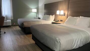 Standardzimmer, 2 Queen-Betten, Nichtraucher | Schreibtisch, Bügeleisen/Bügelbrett, kostenloses WLAN, Bettwäsche