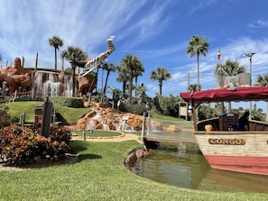 Mini-golf