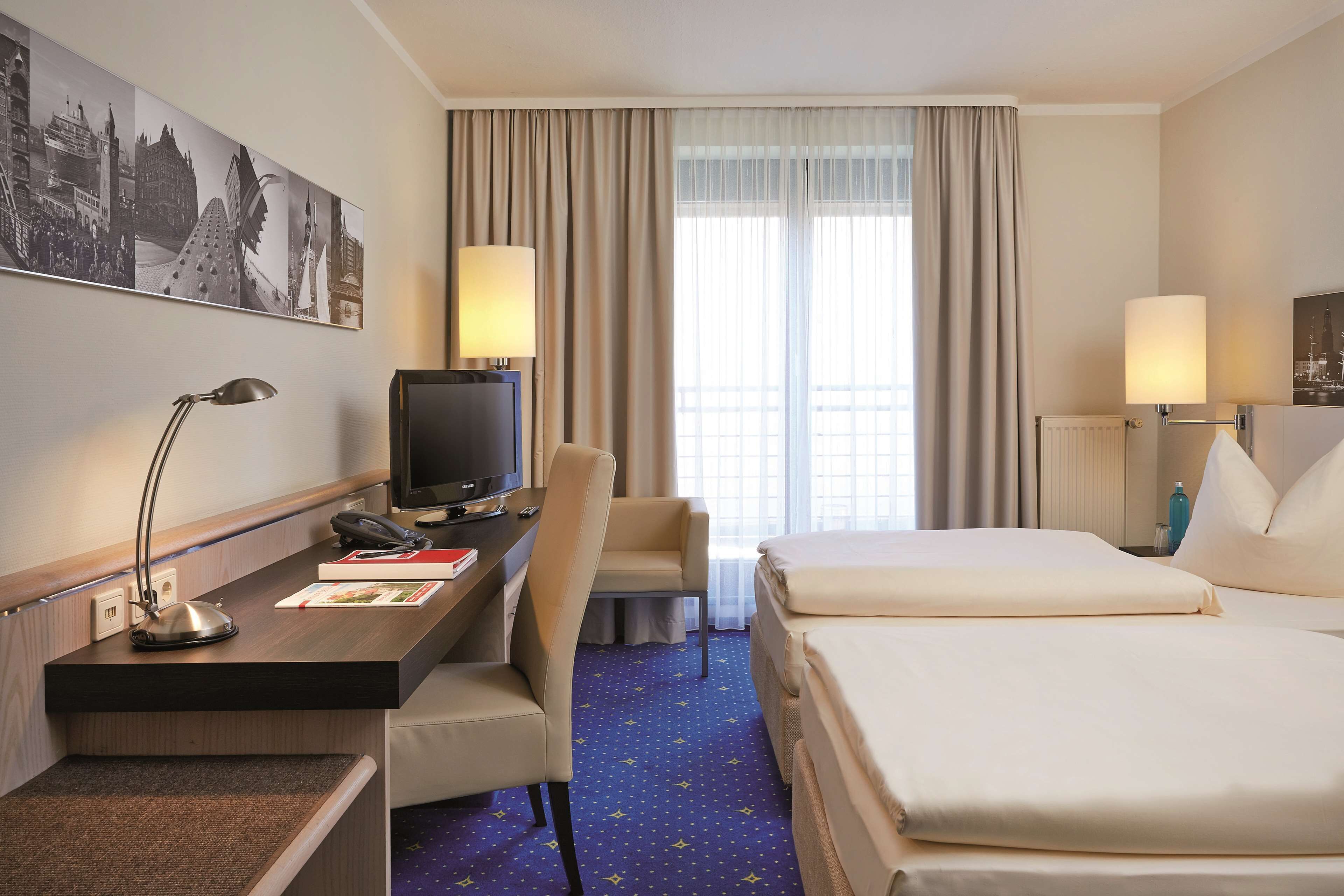 standard twin room | desk, iron/ironing board, free wifi, bed sheets