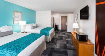 Howard Johnson by Wyndham Winter Haven FL