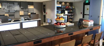 Holiday Inn Express Memphis Medical Center Midtown by IHG