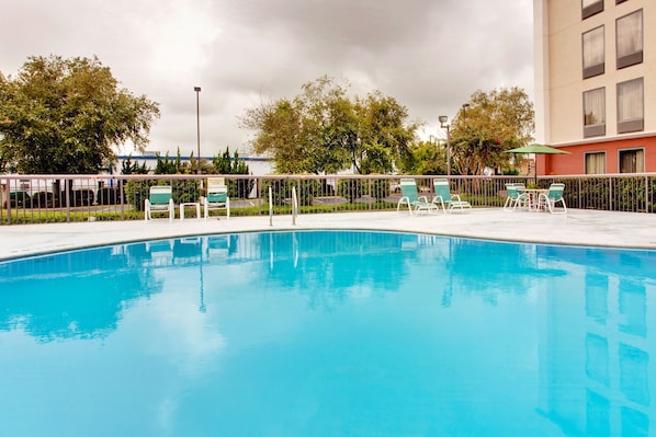 Seasonal outdoor pool