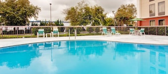 Holiday Inn Express Memphis Medical Center Midtown by IHG