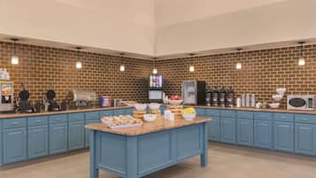 Tägliches inbegriffenes Frühstücksbuffet