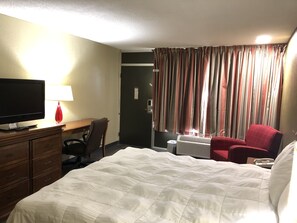 Blackout drapes, soundproofing, iron/ironing board, free WiFi