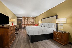 Blackout drapes, soundproofing, iron/ironing board, free WiFi - Americas Best Value Inn Wilson (Wilson)