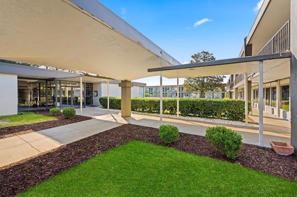 Exterior - Americas Best Value Inn Wilson (Wilson)