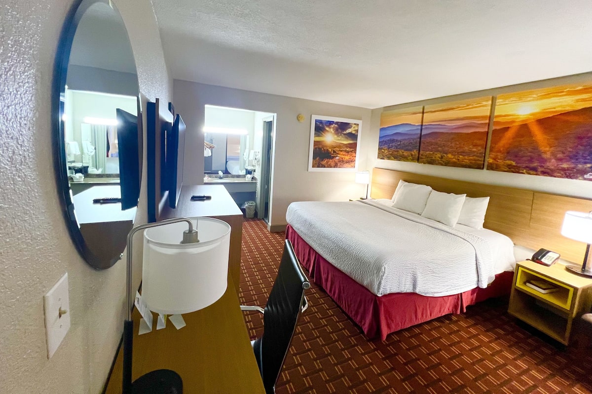 Individually furnished, rollaway beds, free WiFi, bed sheets