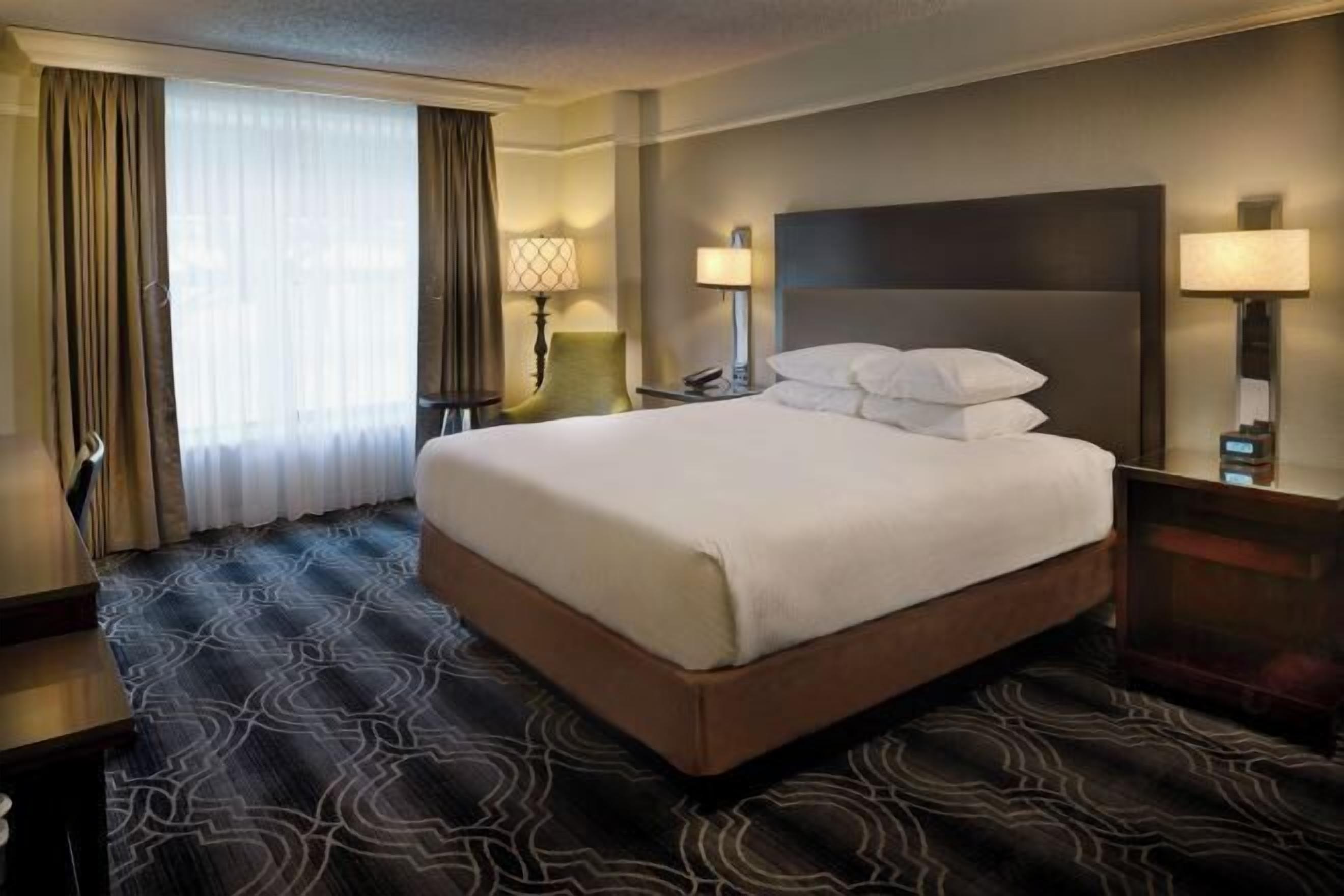 Premium bedding, in-room safe, laptop workspace, blackout drapes