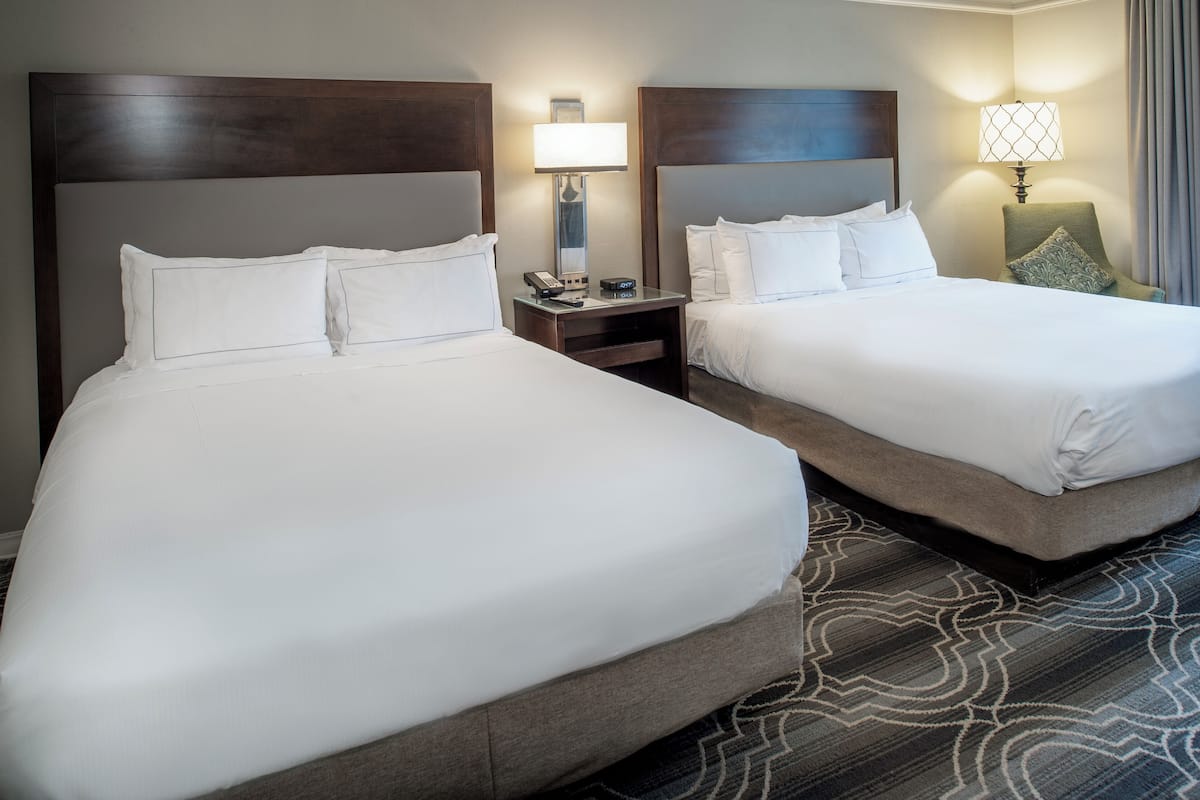 premium bedding, in-room safe, laptop workspace, blackout curtains