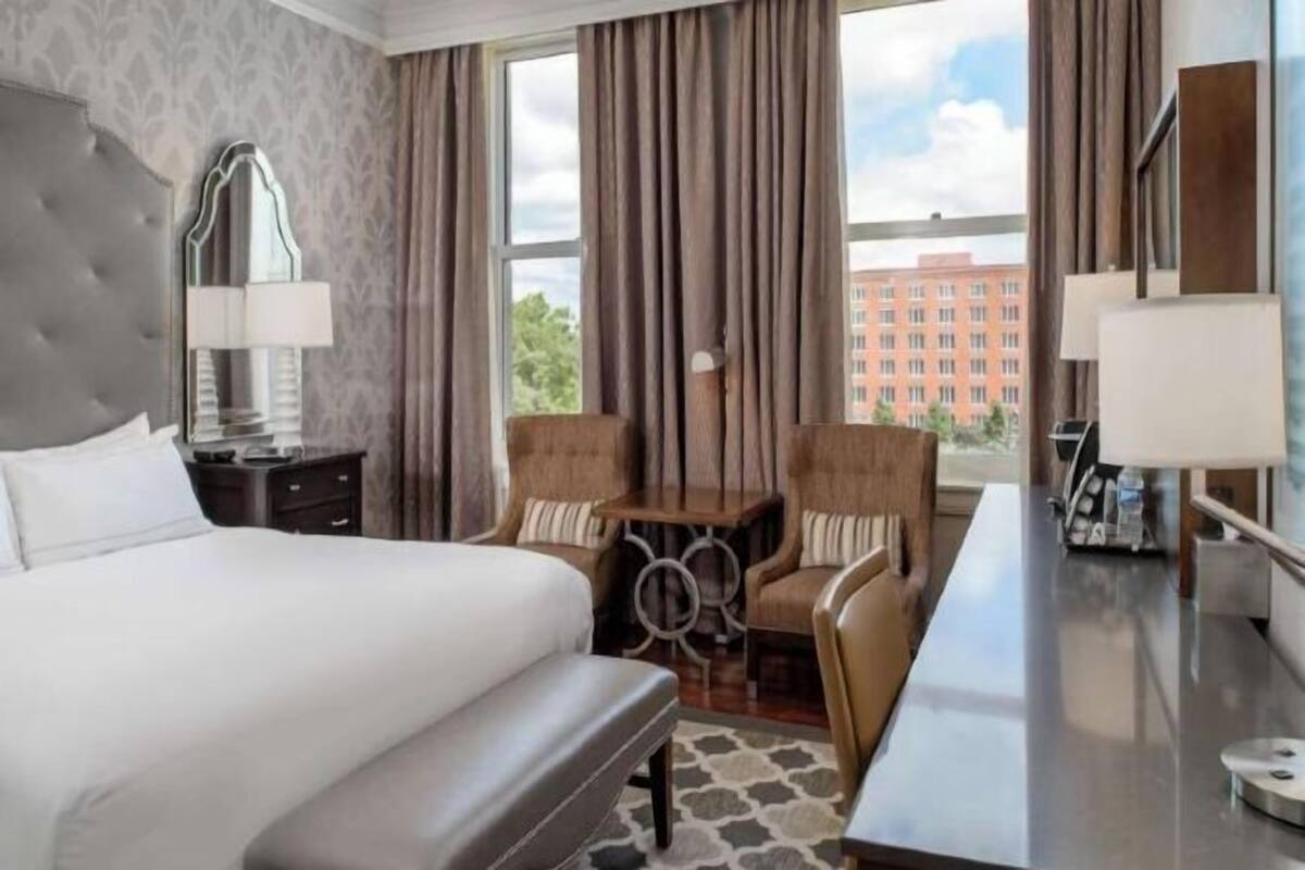 Literie de qualité supérieure, coffres-forts dans les chambres