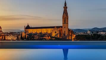 Piscina stagionale all'aperto