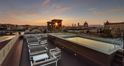 Plaza Hotel Lucchesi