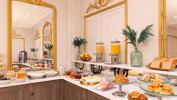 Daily buffet breakfast (EUR 14 per person)
