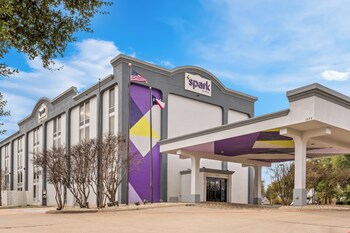 Spark by Hilton Richardson Dallas